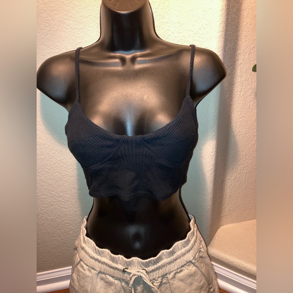 Crop Top Bundle - Picture 4 of 11